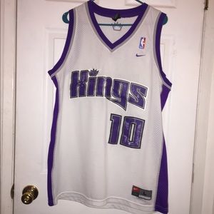 Old school Mike Bibby King’s jersey
